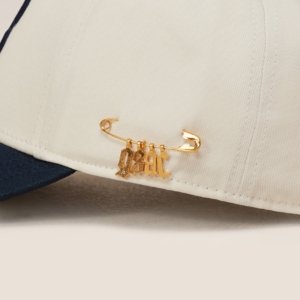 Gymshark x Analis Cap - Soft White/Midnight Blue – Image 4