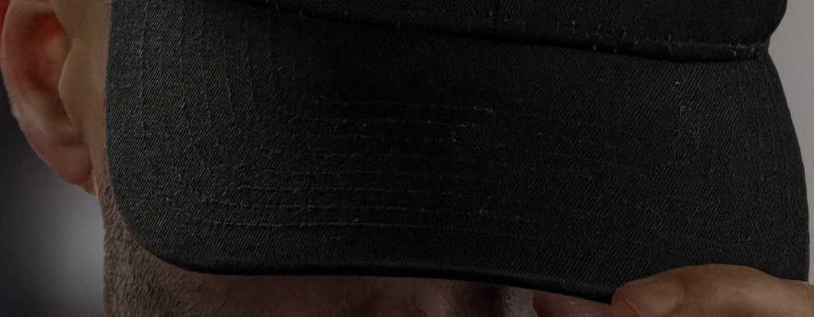 Baha Aesthetics outfit fitness Gymshark casquette noire Maroc style