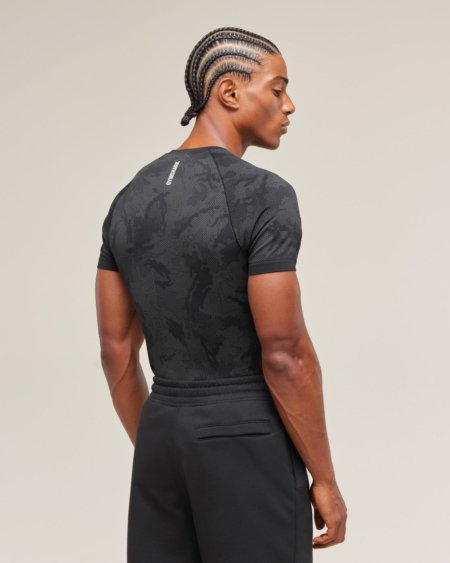 Gymshark Geo Seamless T-Shirt Black Charcoal Grey vu de dos