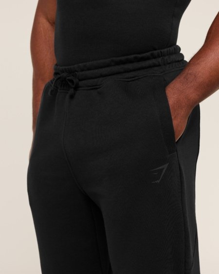 Détail de la coupe droite du Gymshark Power Straight Leg Pants