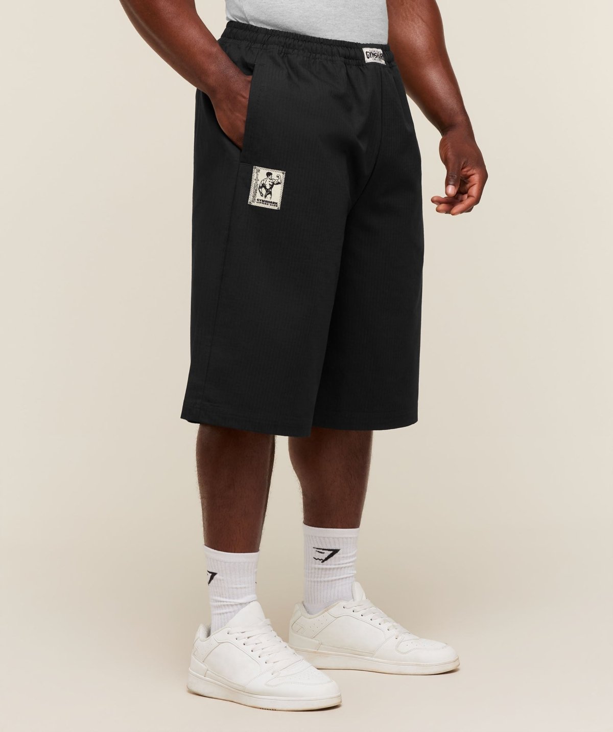 LonglinePumperShortGSBlackA5C9R_BB2J_0473_3840x
